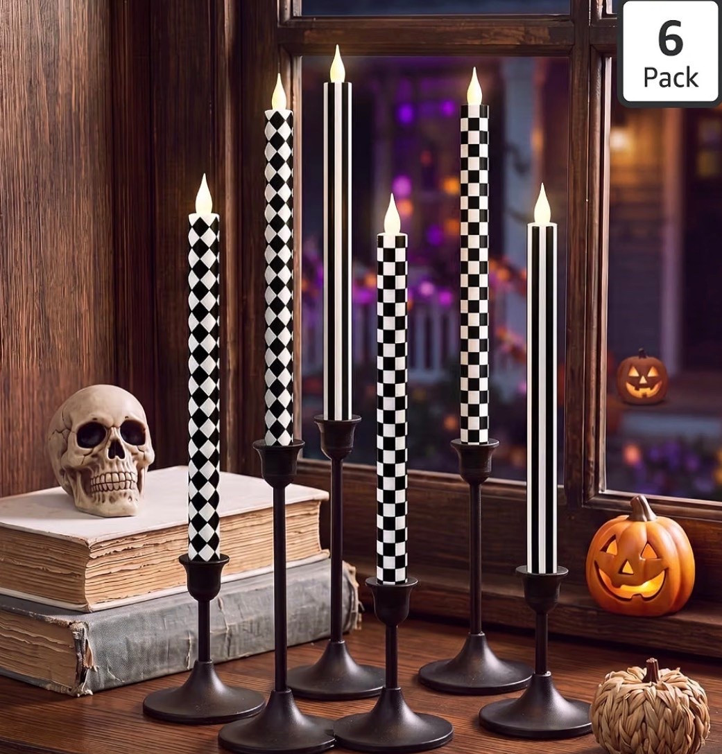 Halloween decor
Black and white 
Spooky decor
Candles 
Trendy