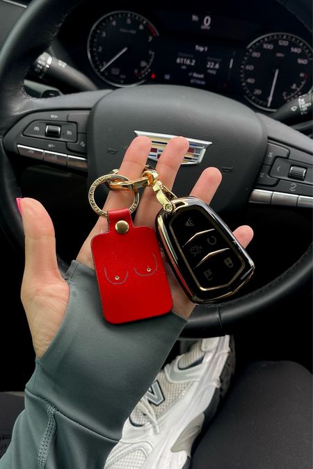the CUTEST key fob cover from Amazon. Comes in tons of colors! 🔑 Mine is obviously for a Cadillac but the links will take you to the same amazon store where you can find one for your specific vehicle 💘 


(amazon finds/amazon favorites)

#LTKunder50 #LTKFind