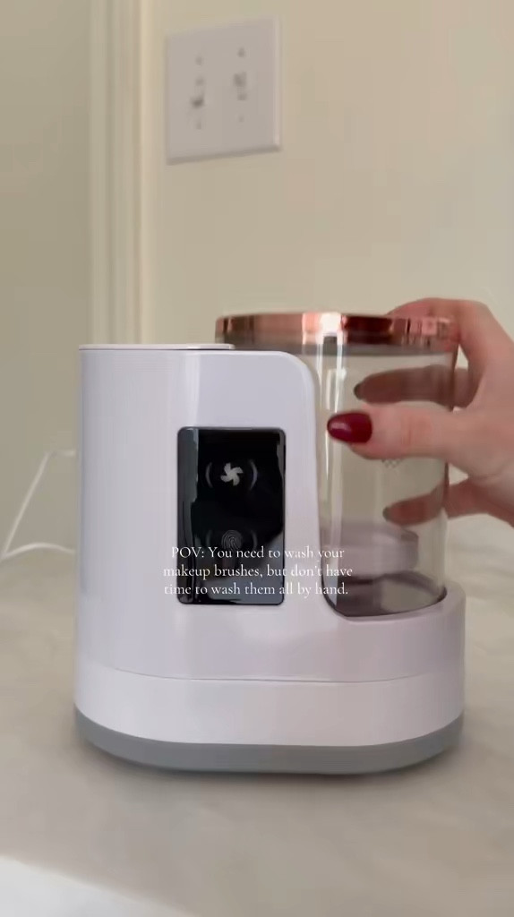 Makeup brush cleaner // Amazon find 







Amazon beauty 
Amazon home 
Genius Amazon find 
Amazon must have 
Brush cleaner 
Electric brush cleaner 

#LTKFindsUnder50 #LTKWatchNow #LTKBeauty