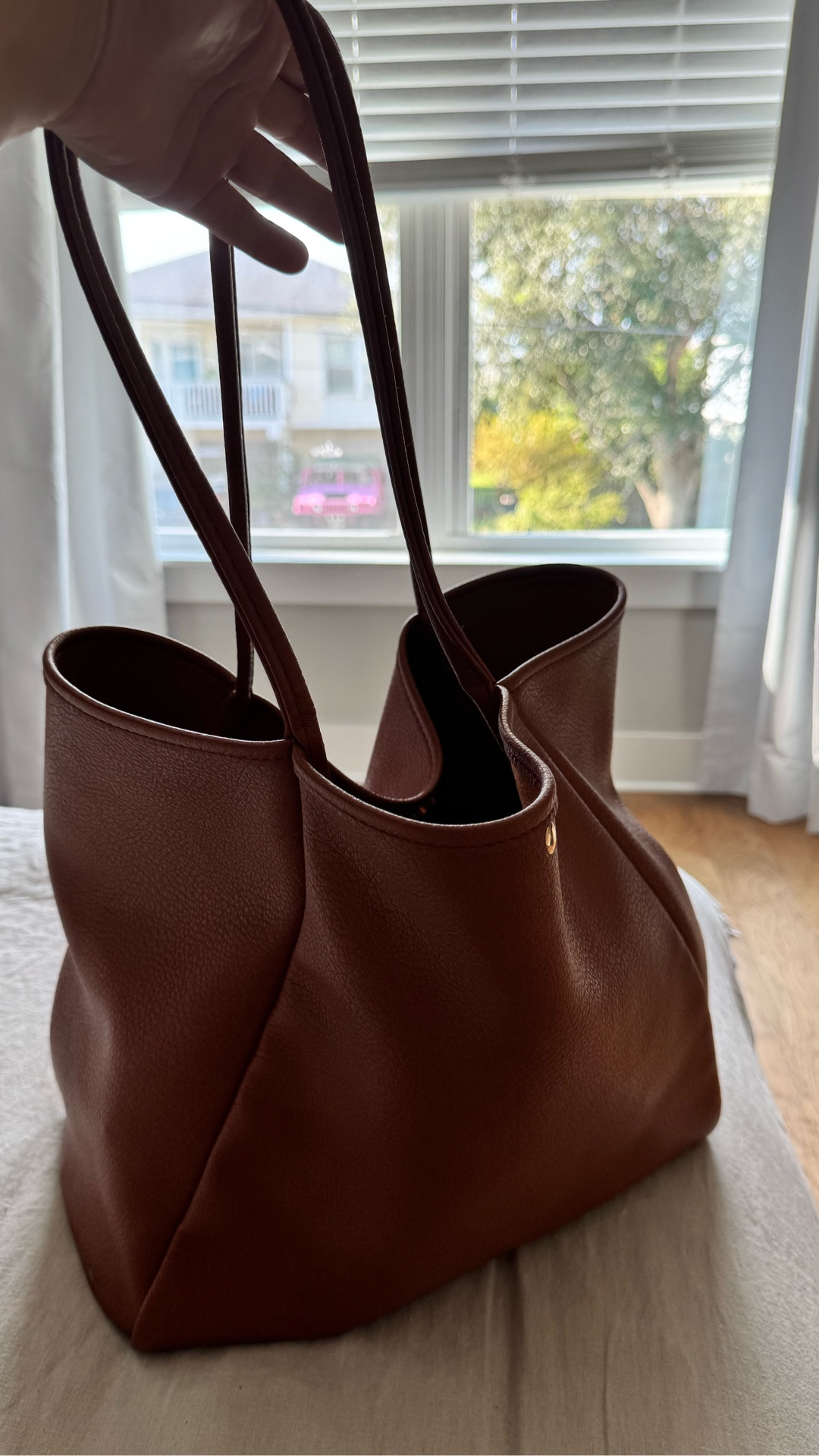 My all time absolute favorite bag from Amazon that outcompetes the neverfull in every way!

#LTKStyleTip #LTKFindsUnder50 #LTKItBag