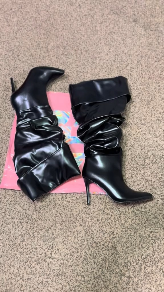 Black boot from cuccoo! #

#LTKfindsunder50 #LTKshoecrush #LTKstyletip