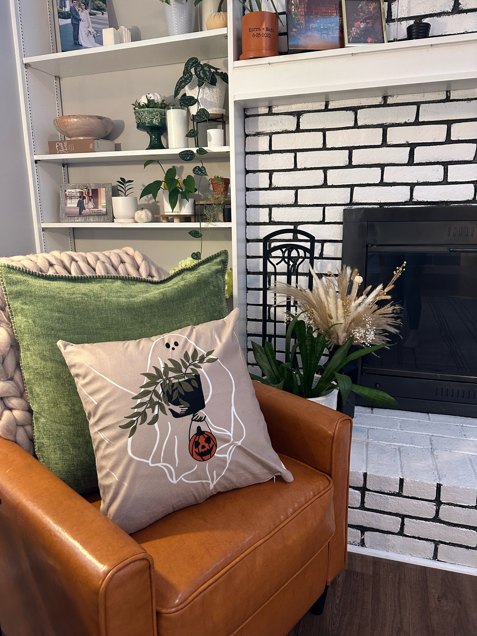 Calling plant parents- check out this cute Halloween ghost house plant pillow!!

#LTKhome #LTKSeasonal #LTKfindsunder50