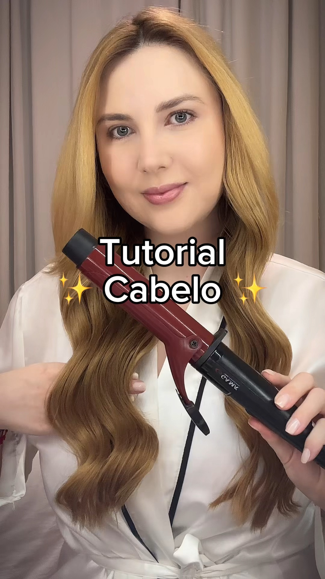 Tutorial de como fazer ondas no cabelo e deixar esse efeito sereia, utilizando modelador de cachos.



#LTKVideo #LTKbeauty #LTKbrasil