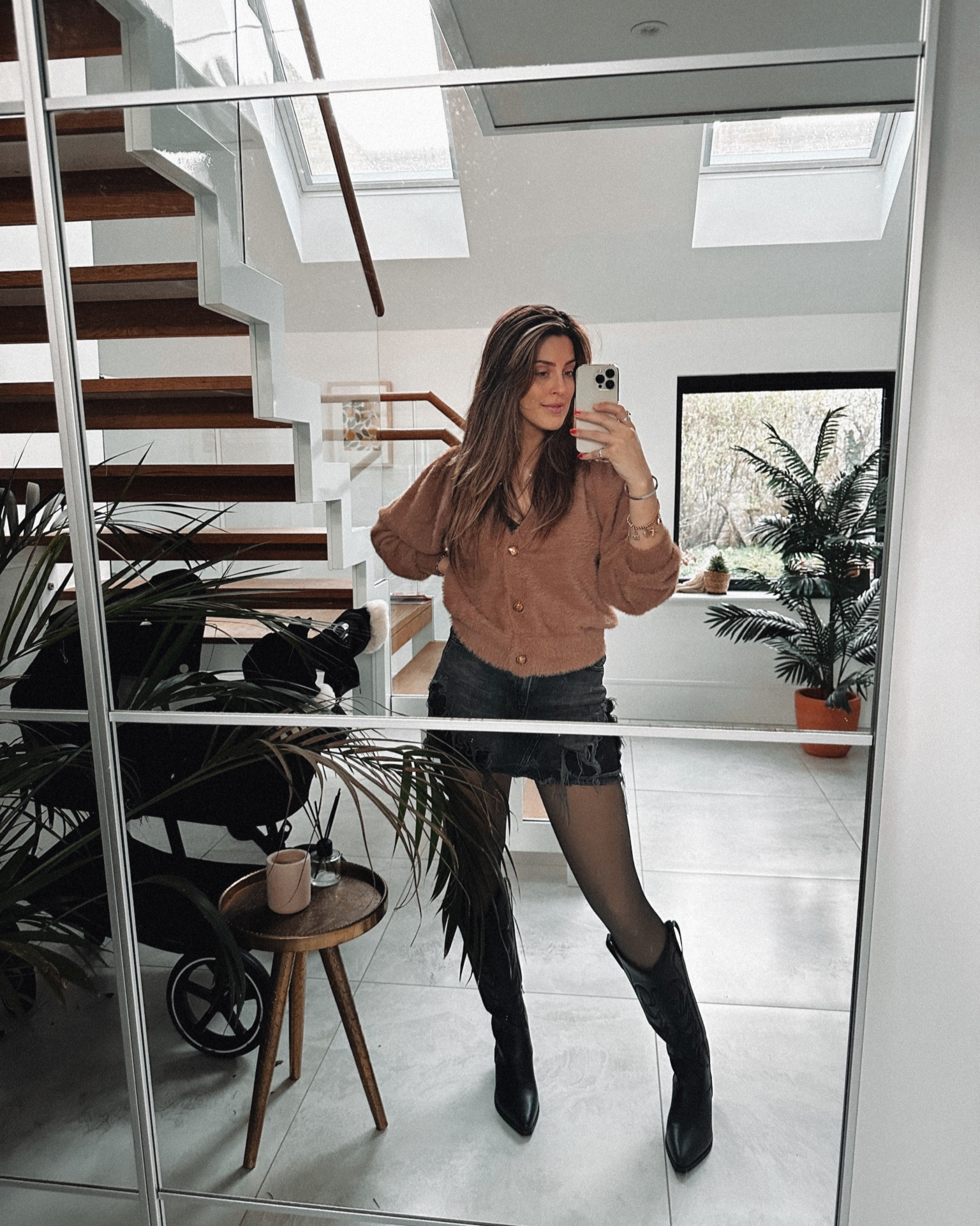 Cowboy boots are my weakness 😋🪵👩🏽‍🌾👢 

#LTKfit #LTKSeasonal #LTKstyletip