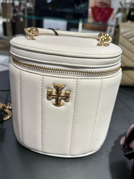 Tory Burch Kira vanity purse 

Nordstrom find 
white purse 

#LTKitbag #LTKstyletip