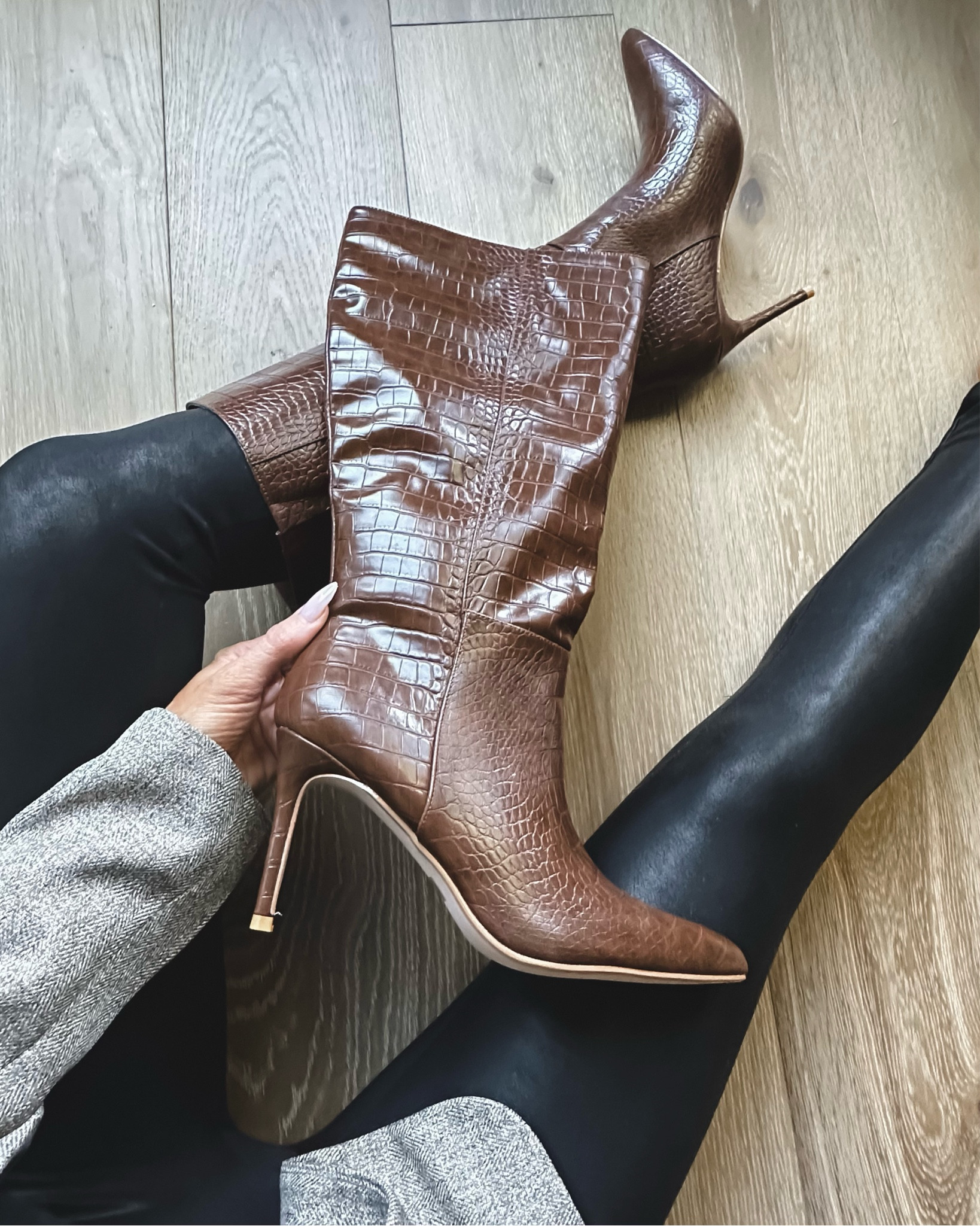 Heeled boots they are a fab dupe and beautiful sz up half sz for comfort 
#ltkfind

#LTKshoecrush #LTKsalealert #LTKxNSale