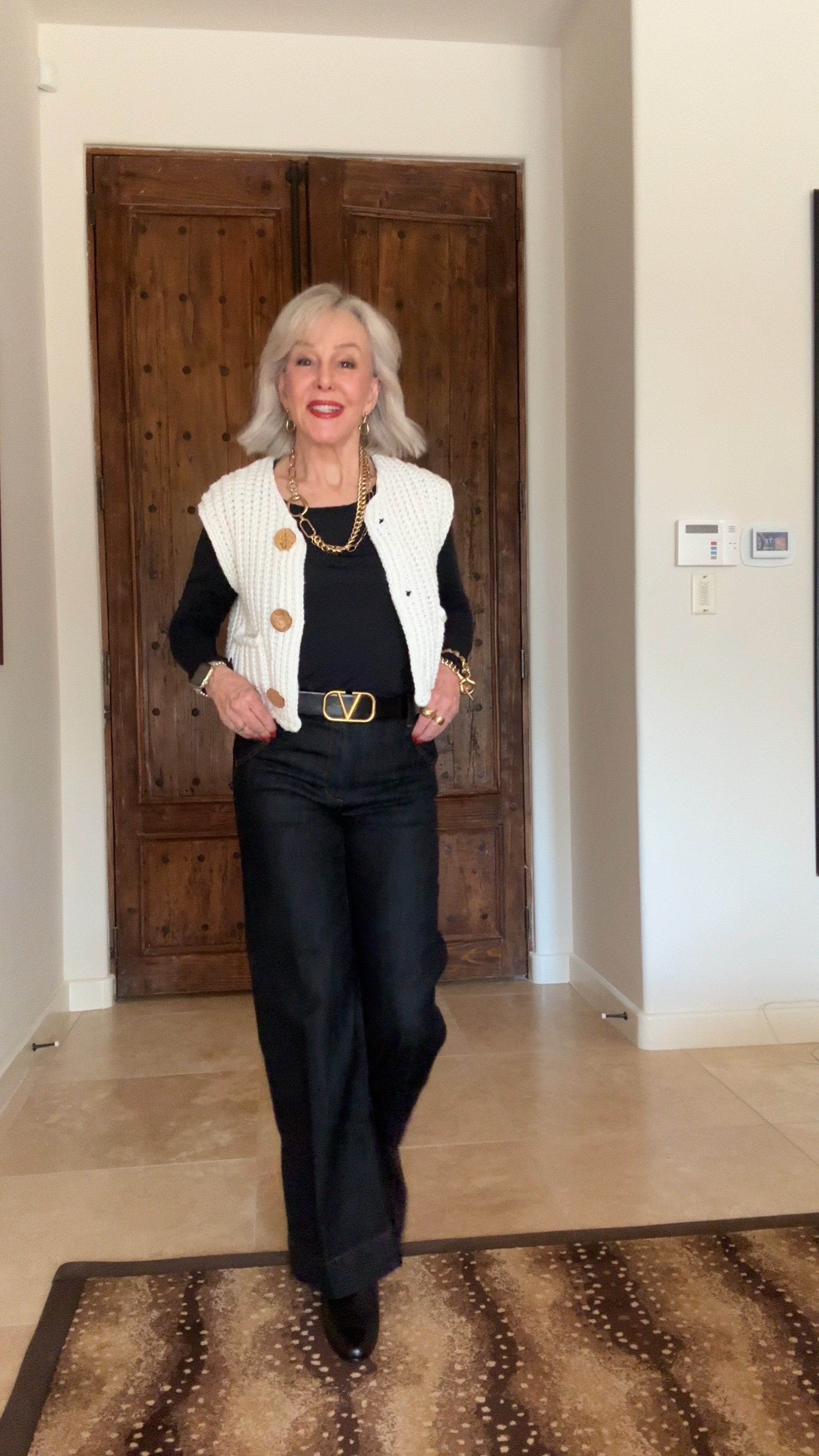 This knit vest is on sale $27.19 + 30% coupon. Comes in several colors This chunky knit vest is a versatile outfits that can be easily dressed up or down for any occasion,perfect for tank tops,shirts,shorts,skirts,leggings,casual pants,this cardigan sweater vest is the ideal choice in your wardrobe.
Ocassion: Womens open front knit vest, suitable for daily wear, streetwear ,casual,shopping,dating,party, vacation, holiday, travel, going out,etc.

#LTKOver40 #LTKStyleTip #LTKFindsUnder50