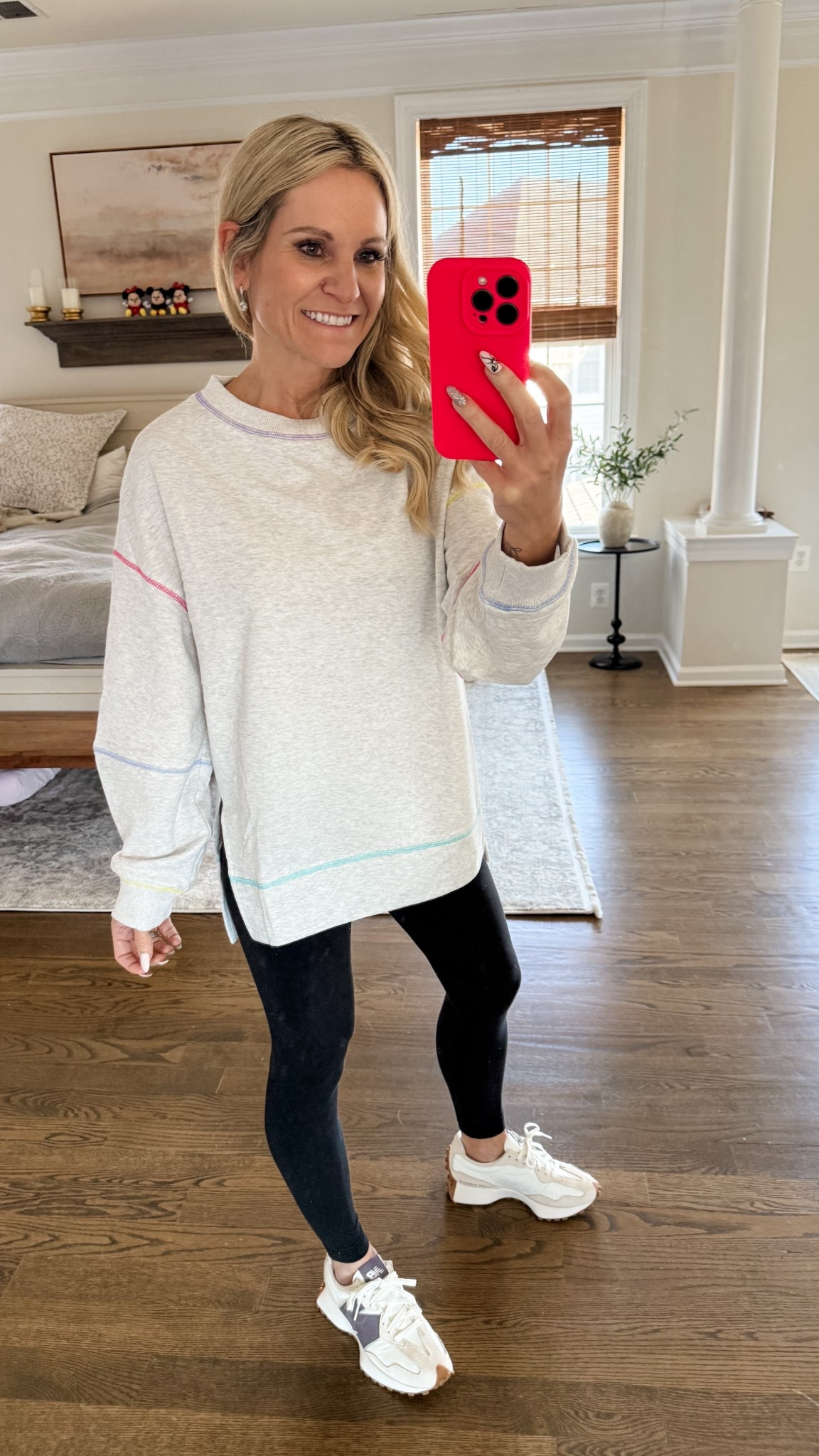 How adorable is this side split sweatshirt! 

#LTKmomlife #LTKfitnessgoals #LTKActive