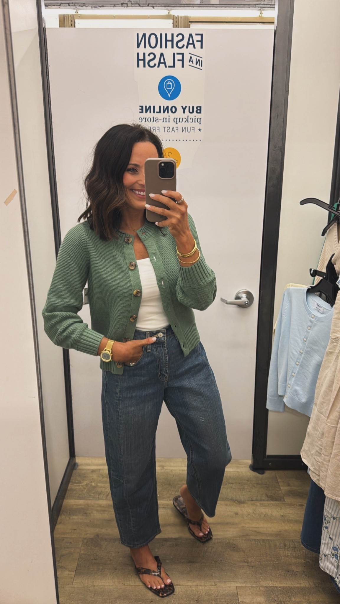 Love the textured knit and statement buttons — makes it look way more expensive than it is. Perfect cropped length for high-waisted denim and easy to wear buttoned up or layered over a tank.

Such a good everyday spring piece.

#oldnavyfinds #oldnavystyle #springoutfit #affordablefashion #ltkstyle #ltkfinds

#LTKPetite #LTKmomlife #LTKOver40