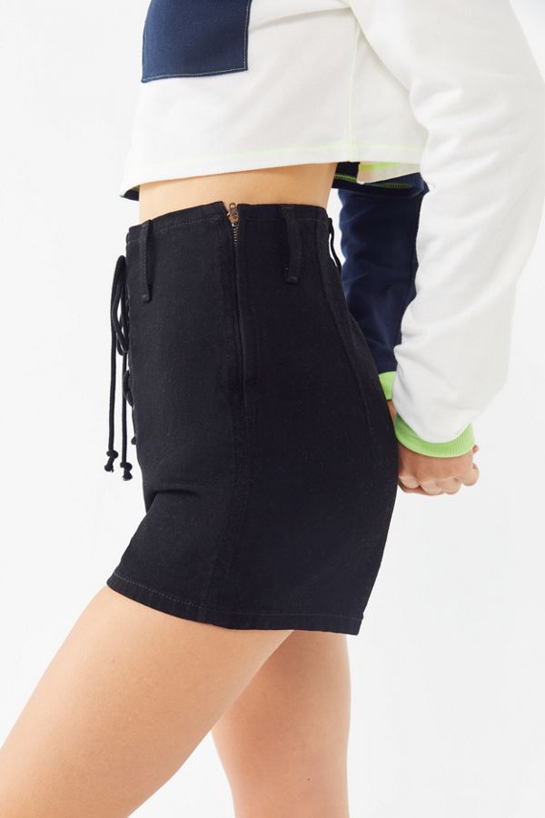BDG Steph High-Rise Lace-Up Short | Urban Outfitters (US and RoW)
