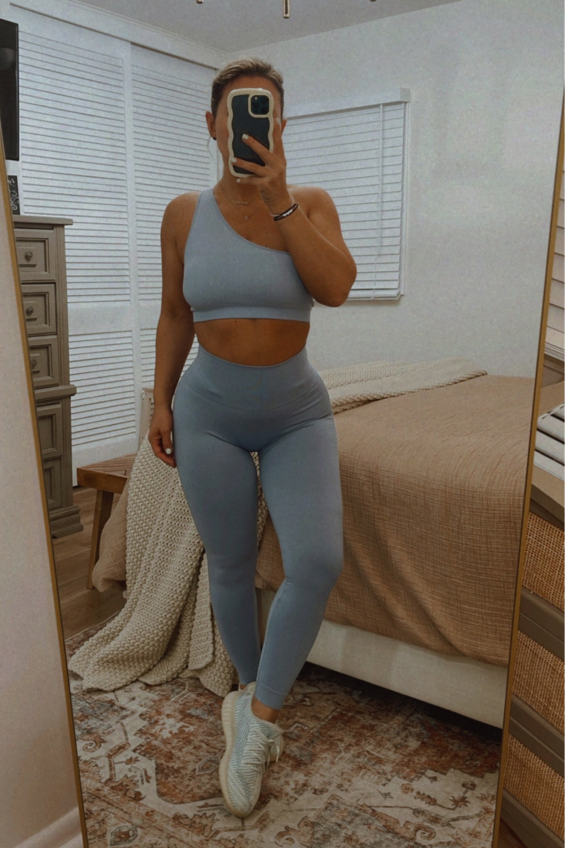 Two piece set! ✨🫶🏼 #amazon #amazonfinds #fitness #leggings

#LTKFind #LTKcurves #LTKfit