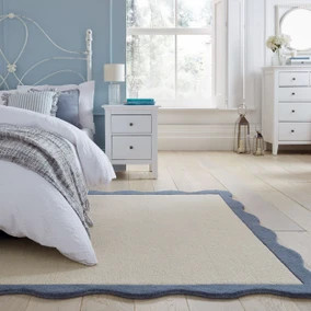 Bonnie Scallop Wool Rug | Dunelm