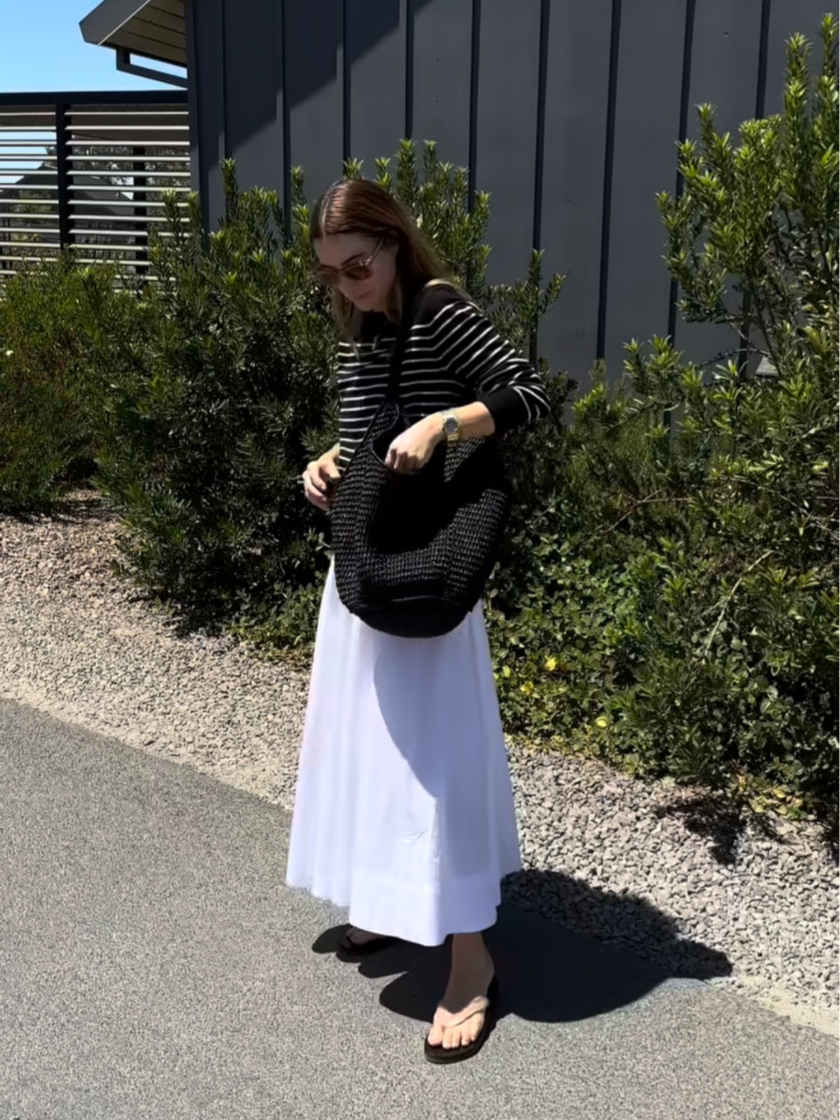 Another way to style this skirt 🤍