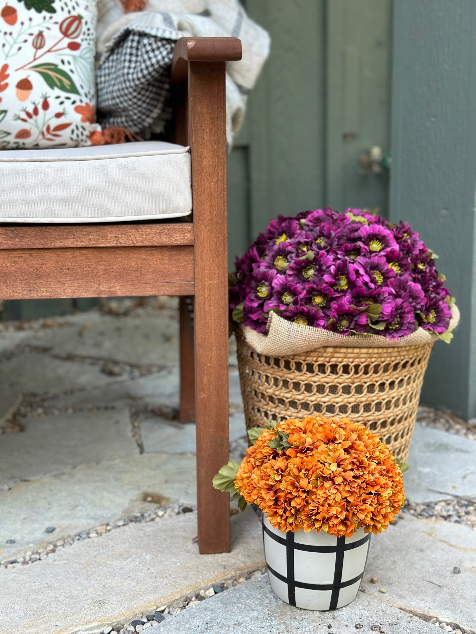 DIY Faux Mums - yes, you can make your own mum bushes for your fall porch decor! Use these supplies to make flowers that last forever. 

09/25 Update: Michaels has different versions of the flowers this year. They’re very similar and the same price so I linked them.

Porch / home decor / DIY / flowers / autumn / fall / mums 

#LTKSeasonal #LTKHome