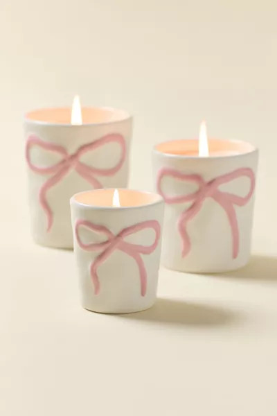 Bow 7 oz Candle | Urban Outfitters (US and RoW)