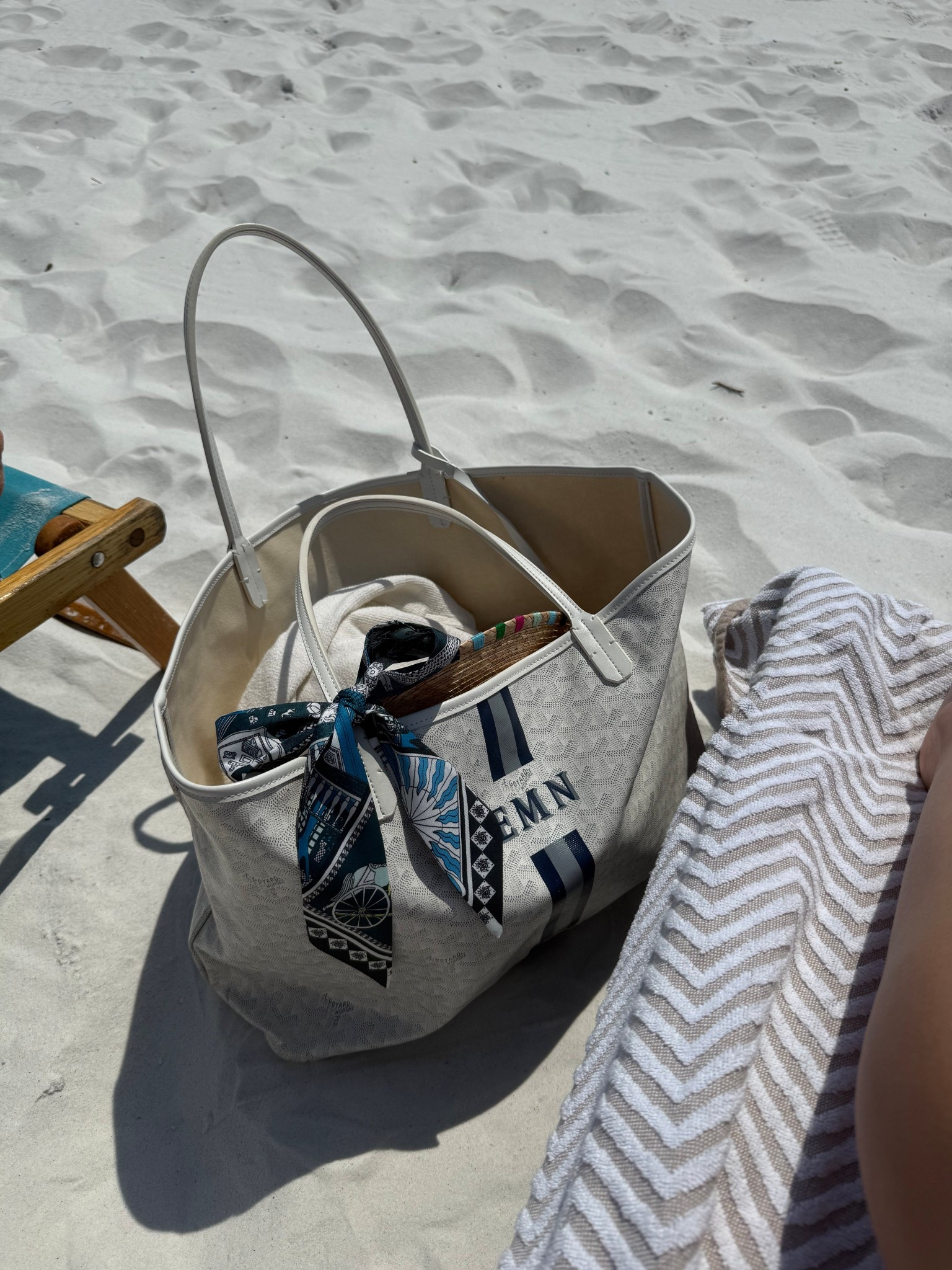 Best everyday tote

Beach bag
Beach dasummer day
Vacation
Twilly
Hermes twill
Blue twilly
Tote bag
White tote
Goyard bag
Goyard purse
Goyard tote
Goyard St. Louis tote
Personalized ba
Monogram bag
Monogram purse
Custom bag
Custom purse
Wore bag
Work tote
Errand bag

#LTKmorningroutine #LTKdayinmylife #LTKselfcare