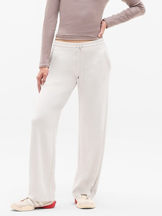 Seasoft Mid Rise Straight Pant | Athleta