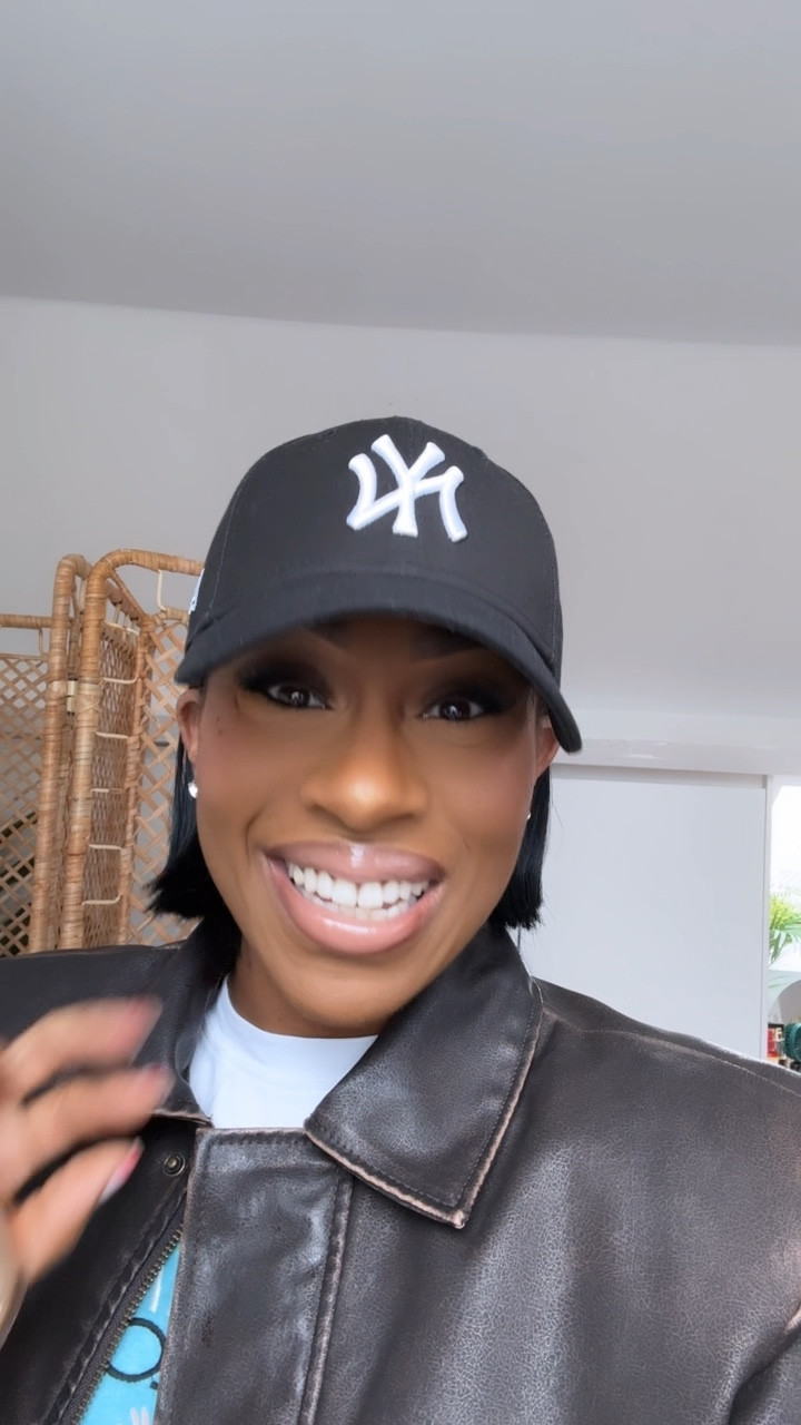 Charlotte did her thing with these✨

#LTKSeasonal #LTKbeauty #LTKstyletip