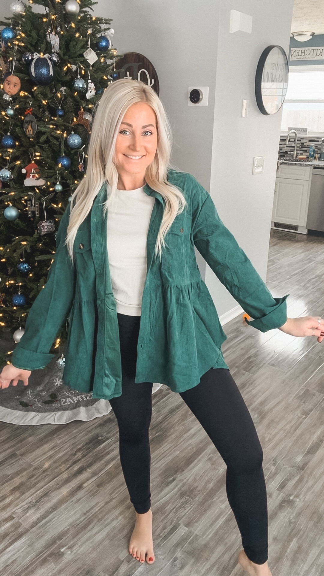 Comfy cute outfit inspo for the holidays! 💫 

#LTKmomlife #LTKBeauty #LTKHoliday