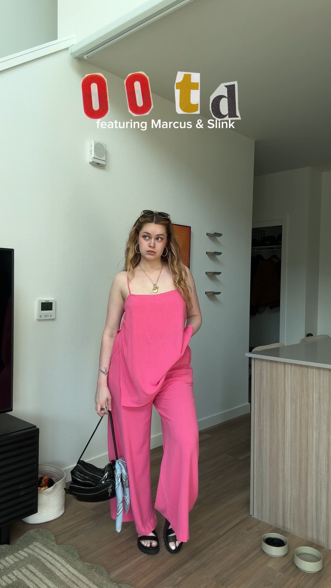 OOTD but it’s a family affair 🤪

#LTKStyleTip #LTKSeasonal #LTKFindsUnder100