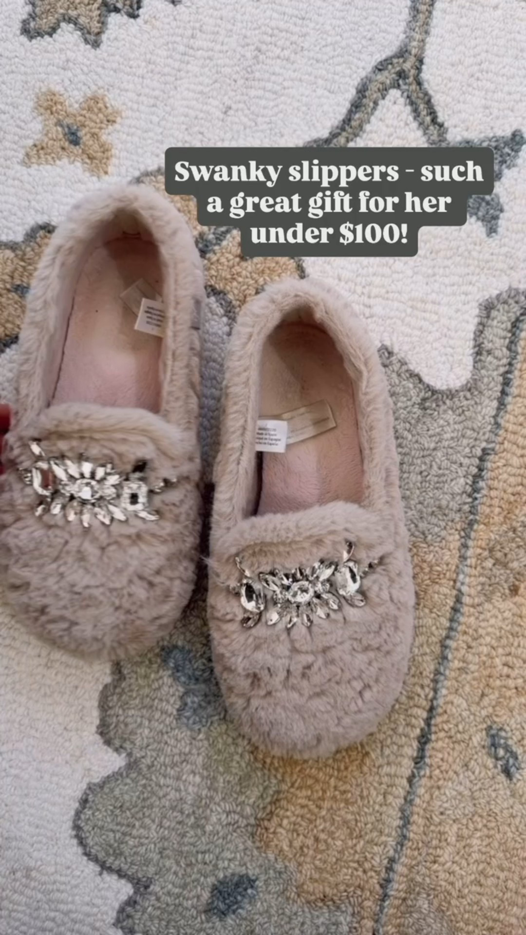 I’ve been loving these slippers! They would also make a great gift this holiday season!

Loverly Grey, slippers, Christmas gift ideas 

#LTKShoeCrush #LTKGiftGuide #LTKHoliday