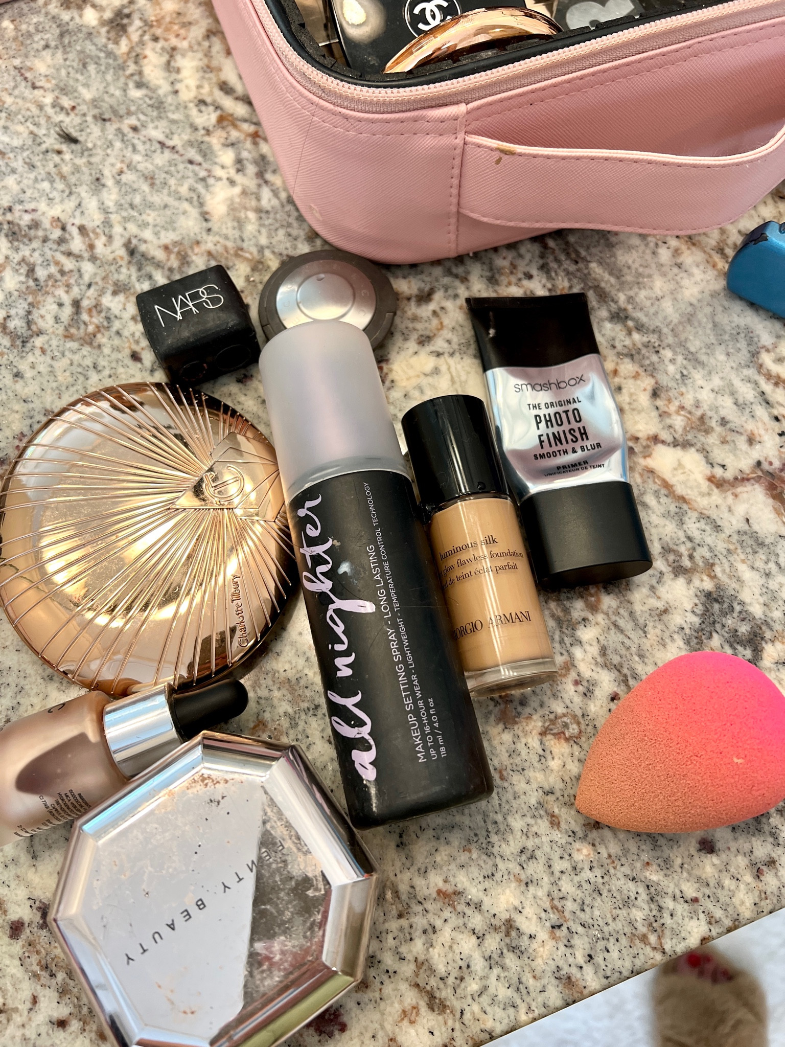 SEPHORA SALE MUST HAVES! 
Charlotte Tilbury bronzer and shade medium
Iconic London highlighter in original
Fenty setting powder in butter
Giorgio Armani foundation and 6.5
Beauty blender, Smashbox primer, all nighter setting spray, and Becca highlighter and champagne pop! 
#sephora #seohorasale #makeup 

#LTKHoliday #LTKbeauty #LTKsalealert