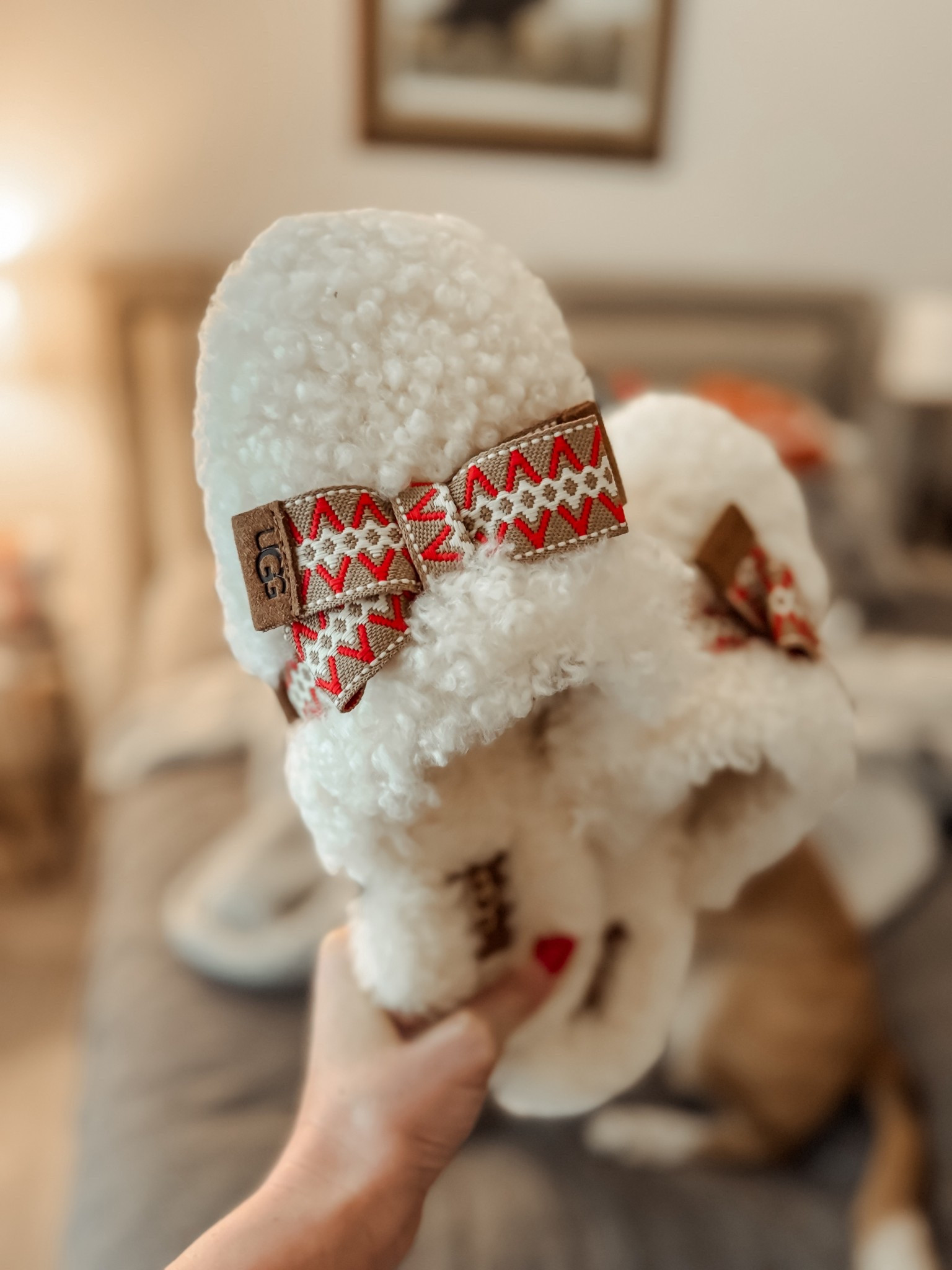 Slippers // gifts for her // gift guide // gifts under $150 // Nordstrom // uggs // winter slippers 

#LTKHoliday #LTKmorningroutine #LTKGiftGuide