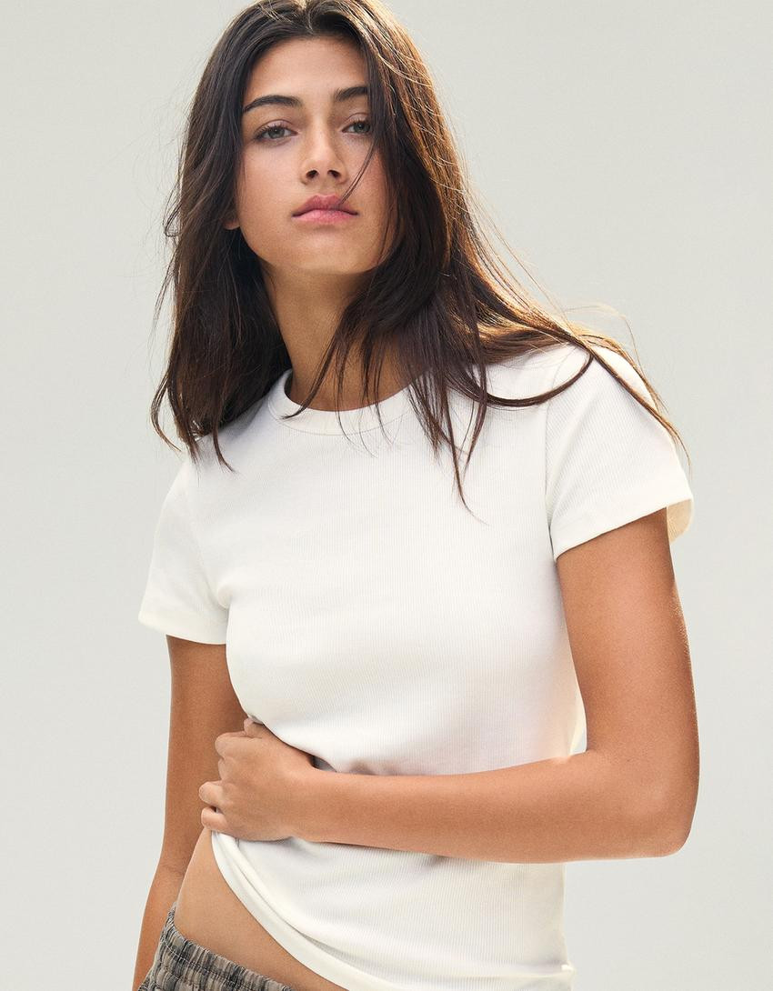 Basic ribbed short sleeve T-shirt - T-shirts - Women | Bershka UK