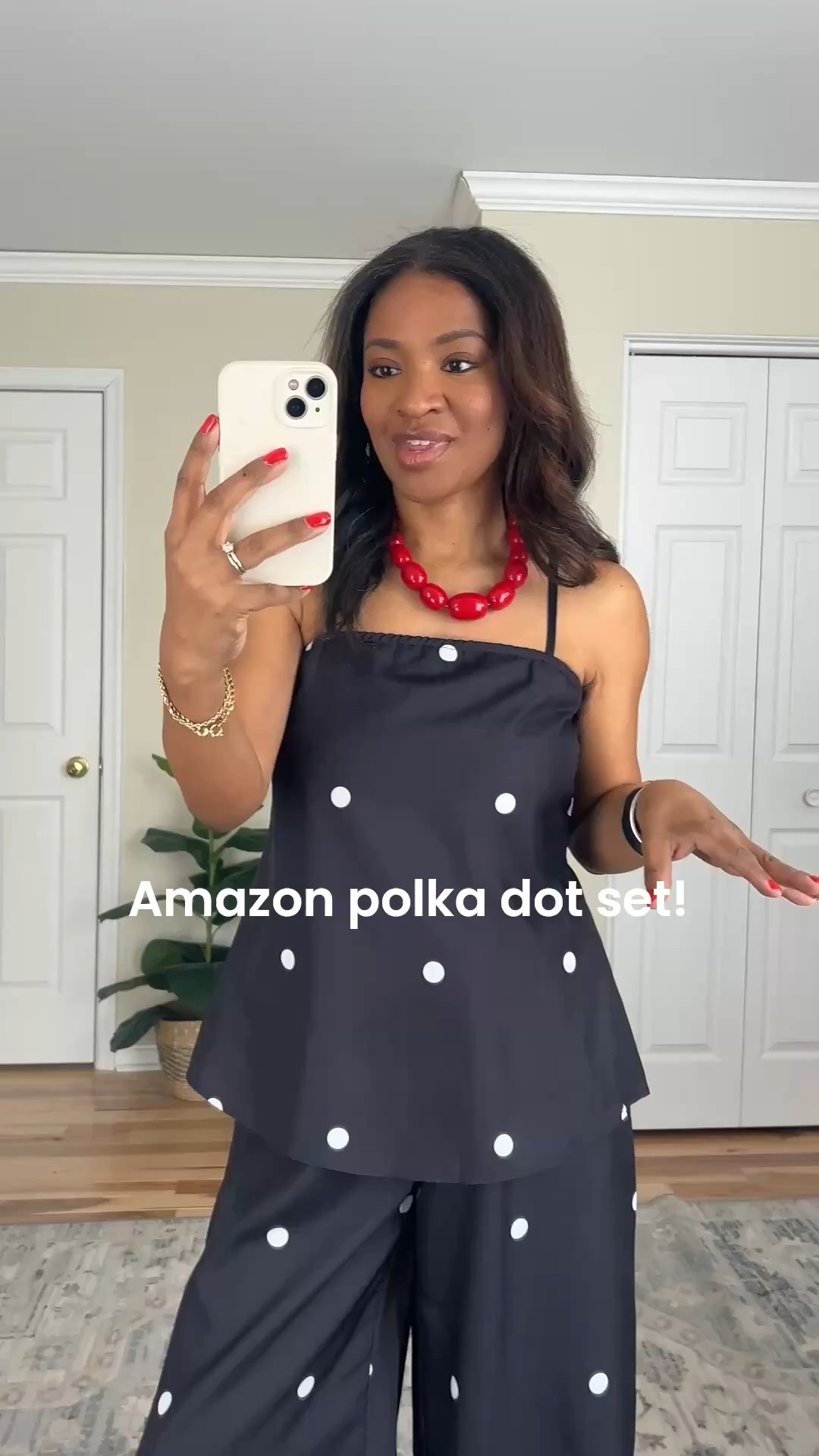 Wearing a small in this set! So cute and you can mix and match! 

#ltkootd #ltkover40