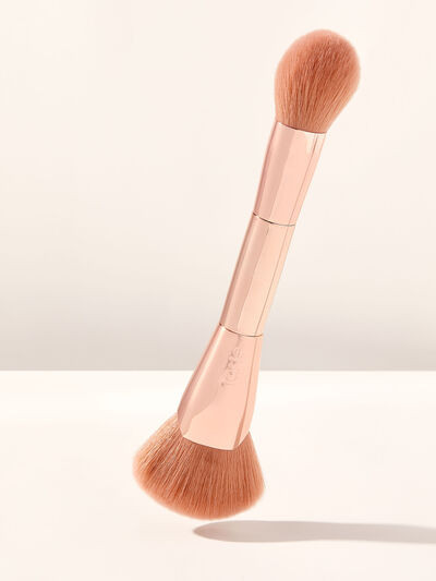 glamazon™ cheek brush | tarte cosmetics (Global)