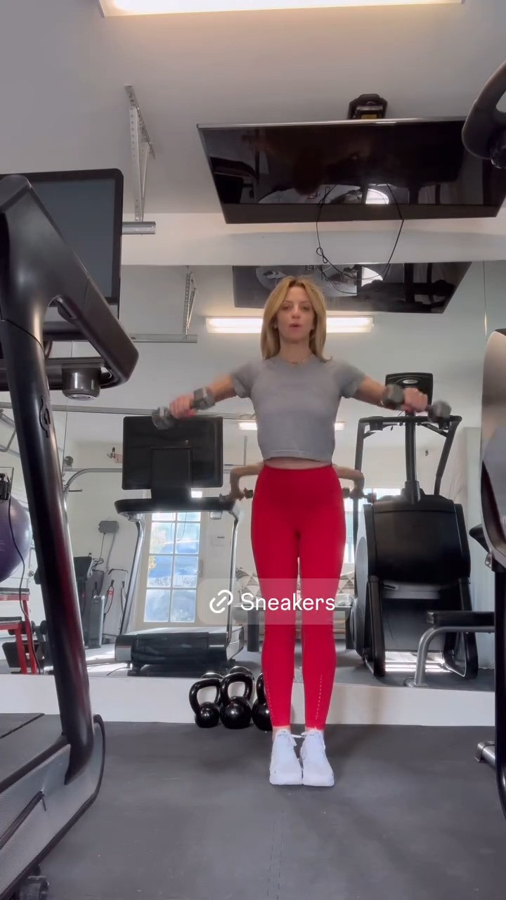 Workout outfit on repeat 

 #LTKWatchNow #LTKActive #LTKStyleTip