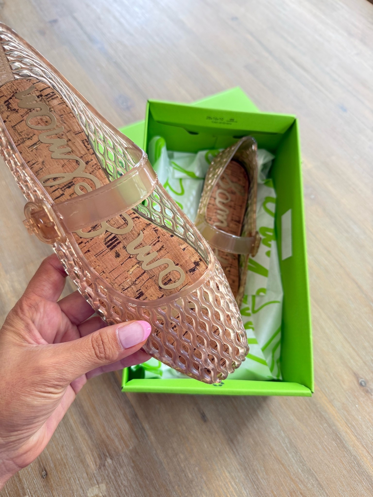 These jelly shoes have been my go to for a while now. So comfy and go with everything. I sized down half a size! @samedelman 

Shoes // Spring Shoes // Jelly Sandals // Sam Edelman

#LTKBeauty