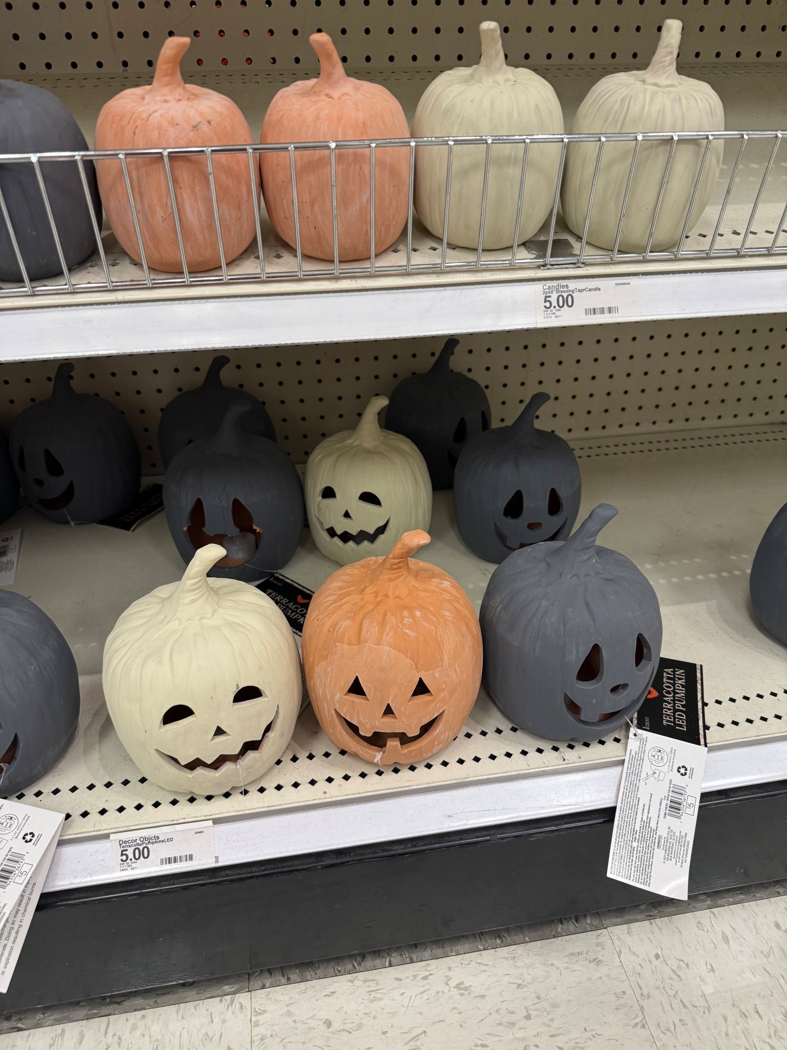 Finally found the $5 Orange Terracotta Pottery Barn Dupe Pumpkin! 🎃✨ It’s been so hard to snag!

Pro tip: Select in-store pickup to see which locations still have it near you! 🧡

#FallDecor #PotteryBarnDupe #BudgetFriendlyFinds

#LTKHome #LTKSeasonal