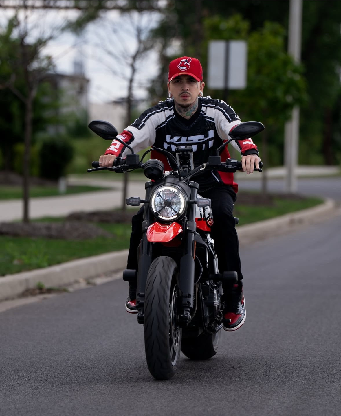 LIVE FAST!🏁

#LTKShoeCrush #LTKMens #LTKStyleTip