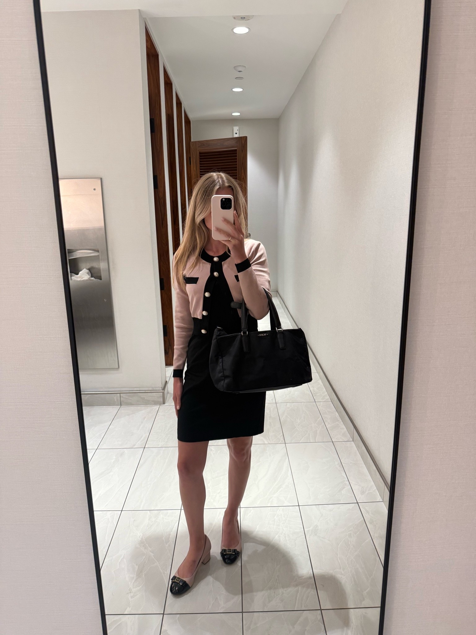 work outfit 
Work shoes 
Outfit inspiration

#LTKootd