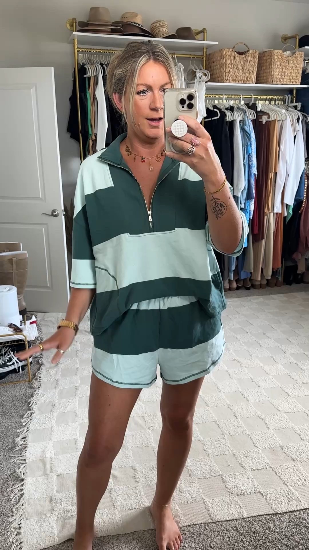 In a large, definitely could’ve done a medium. Comes in a ton of colors 

#LTKMidsize #LTKFindsUnder50 #LTKOver40