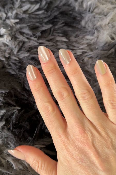 Spring nails, neutral nails, press sounds glue on nails

#LTKbeauty #LTKover40 #LTKfindsunder50