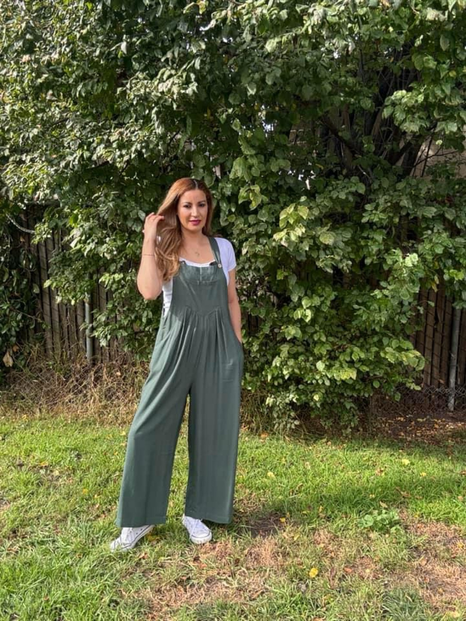 luvamia Overol para mujer, casual, holgado, pierna ancha, bohemio, con bolsillos, overol con pechera.
De referencia utilizo el size:M
Es muy cómodo y su tela es fresca 

#LTKbeauty #LTKSeasonal #LTKstyletip