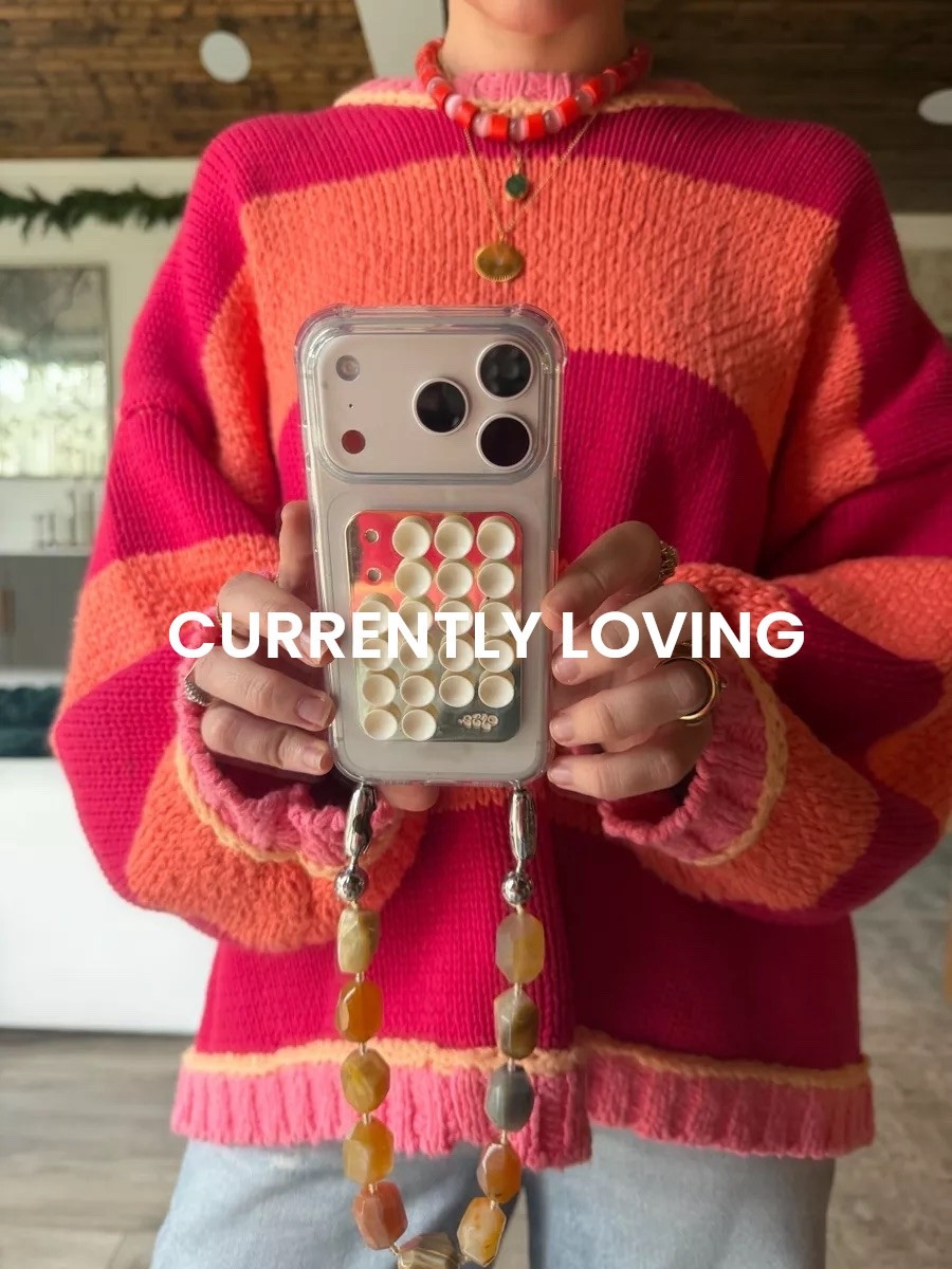 Currently loving! My phone case & chain from Ossa! 
 