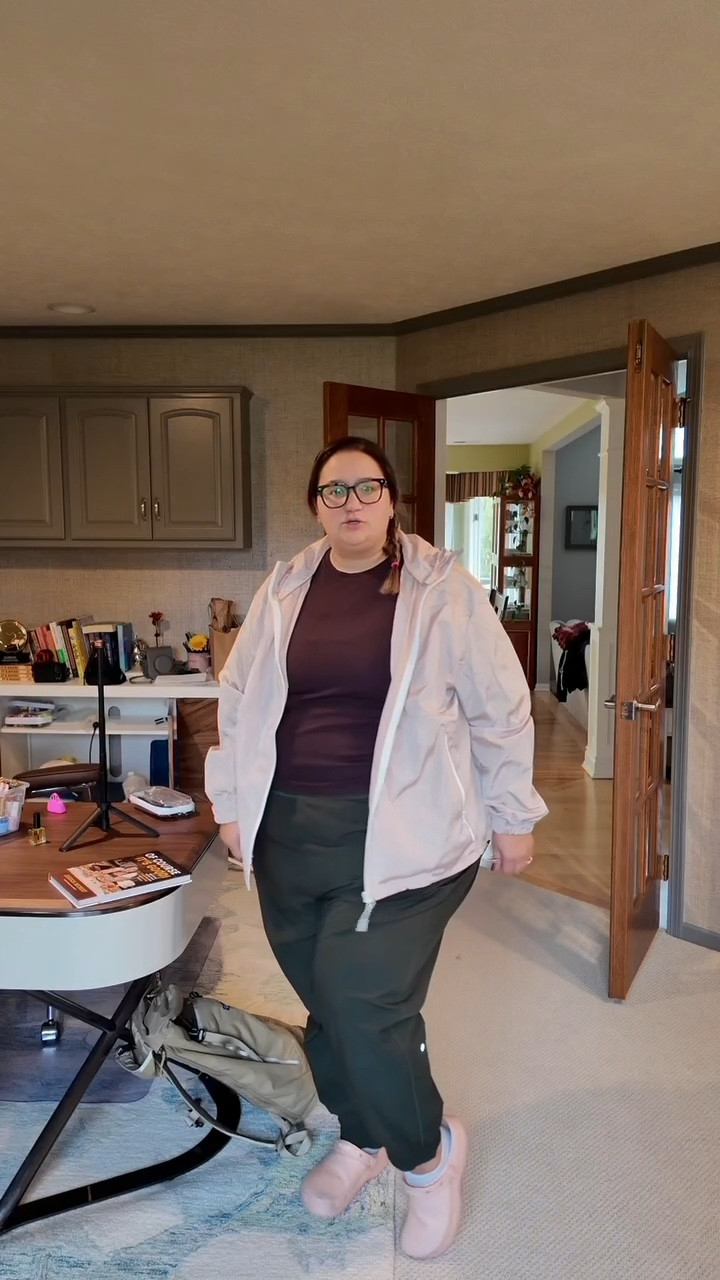 Colonoscopy ootd! 😂 Linking my clogs in black!! 

#LTKFindsUnder100 #LTKStyleTip #LTKSeasonal