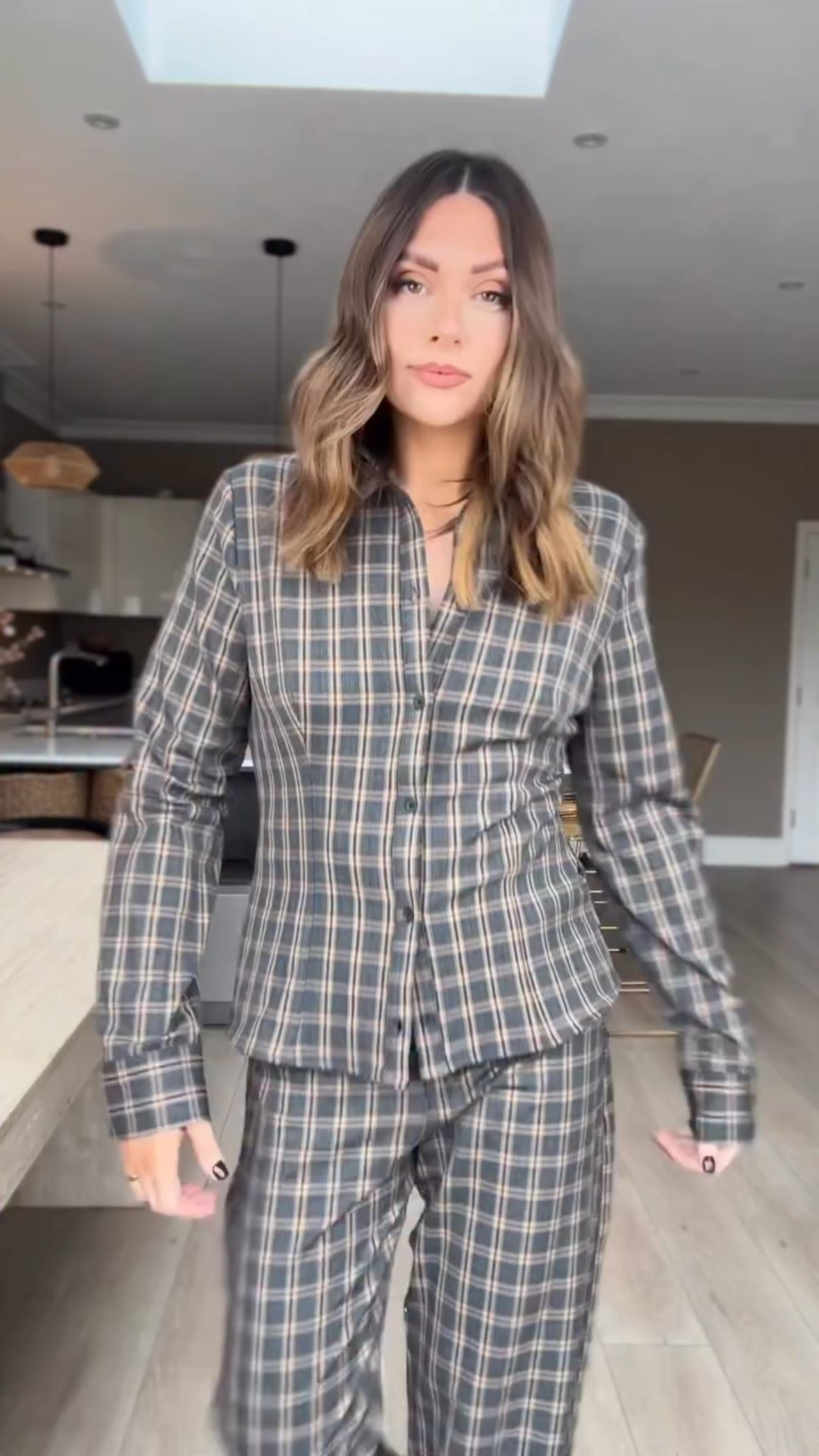 I know this is marmite one but i personally adore as a set and ive created outfits as separates too! It’s actually very versatile and gives any outfit an edge and interest. Are you a yes or a no? Will links in stories x