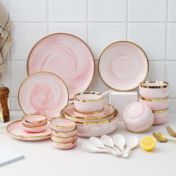 Modern Dinnerware 18-Piece Pink Ceramic Dinnerware Gold Rim | Homary