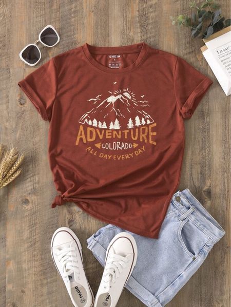 Perfect graphic tee tied up with a stretchy skirt or under a contrasting shacket for fall!!  #Mountain #GraphicT #Shein #SheinFind #GraphicTee #BrownTShirr 

#LTKSeasonal #LTKSale #LTKfit