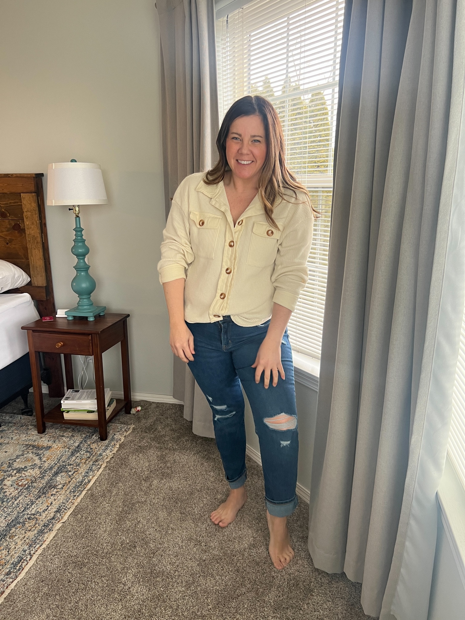 Outfit of the day / SAHM running errands 🫶🏻 size up in the top for an oversized look (I did L and wish I did XL) 

#LTKfindsunder50 #LTKmidsize