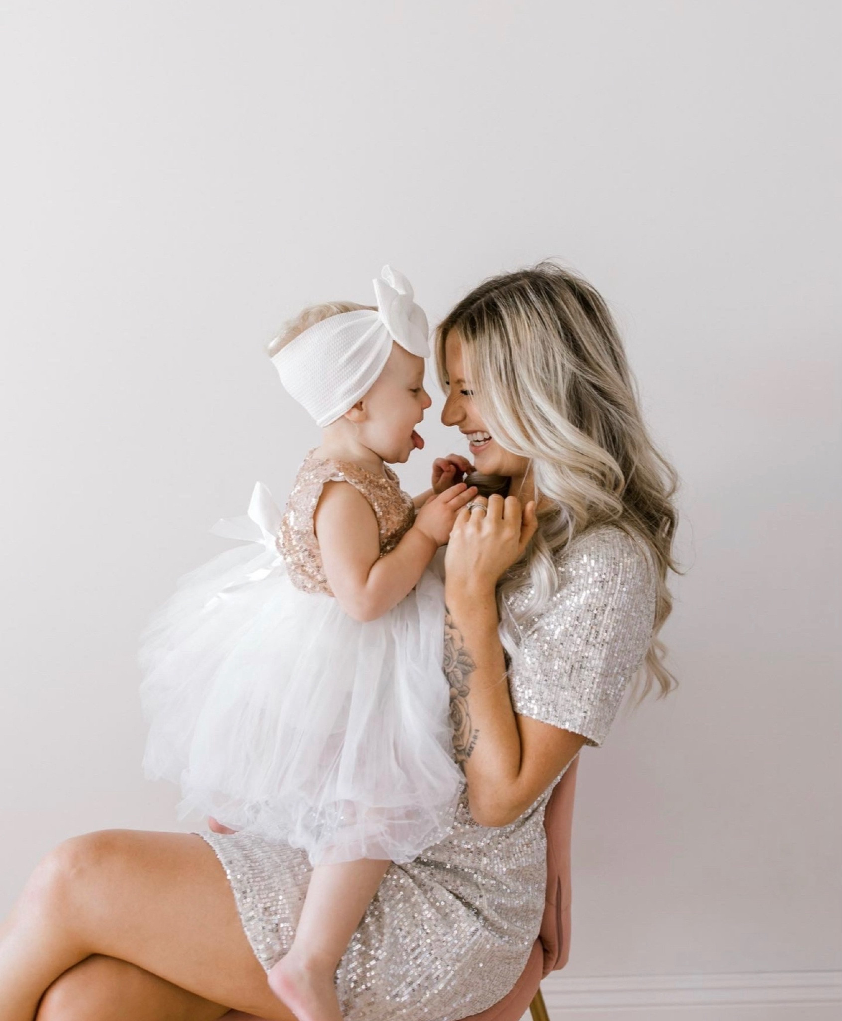 Mommy and me photos, mama and me photography, mama and me outfits

#LTKbump #LTKbaby