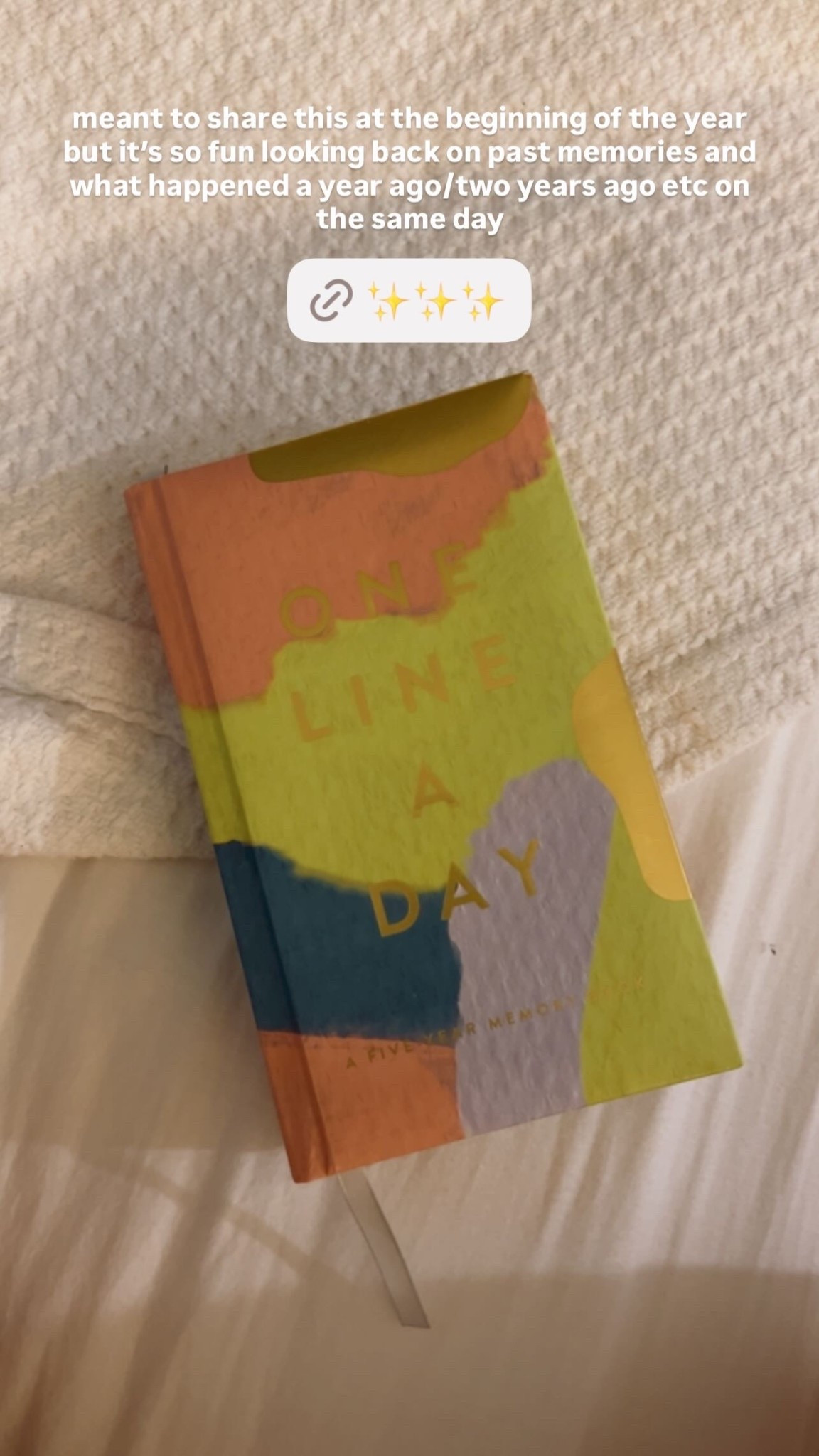 // one line a day memory book // five year memory book // 

#LTKstorytime #LTKFindsUnder50 #LTKSeasonal