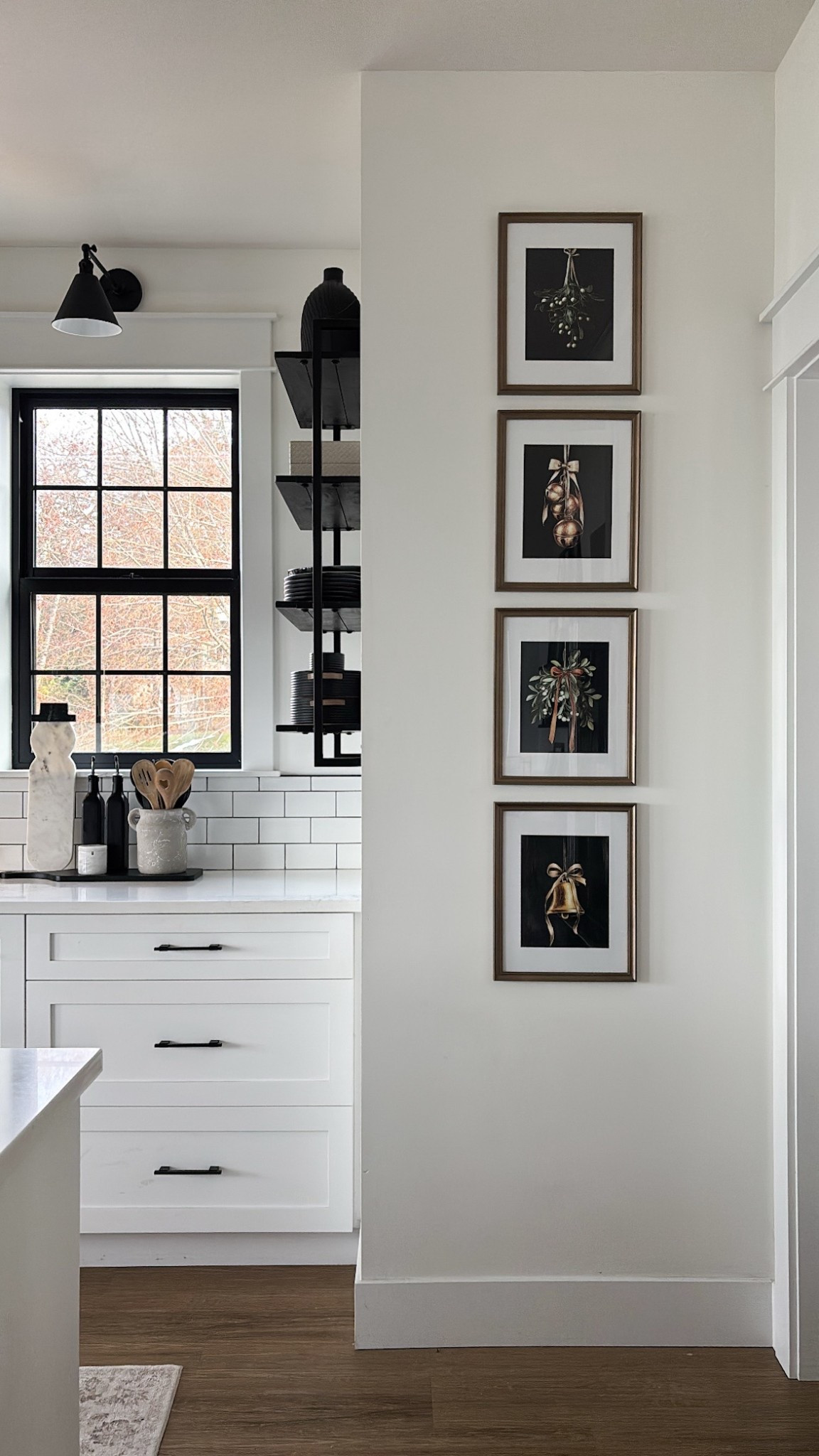 H O L I D A Y / loving these dark & moody vintage Christmas prints 

Gold Christmas Bell | Jingle Bells | Antique | Festive | Mistletoe | Neutral | Bow | Winter Wall | Kitchen | Holiday Christmas Decor

#LTKcanada #LTKholiday #LTKhome