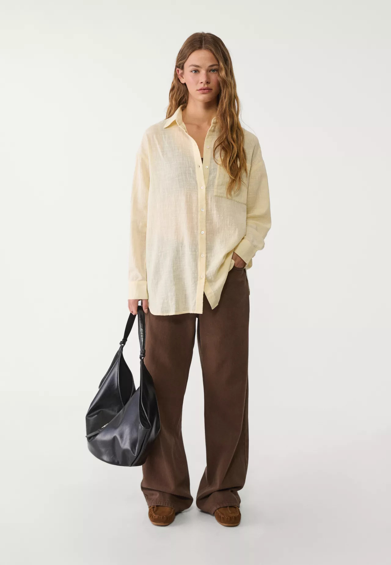 Basic flowing shirt with pocket | Stradivarius (UK)