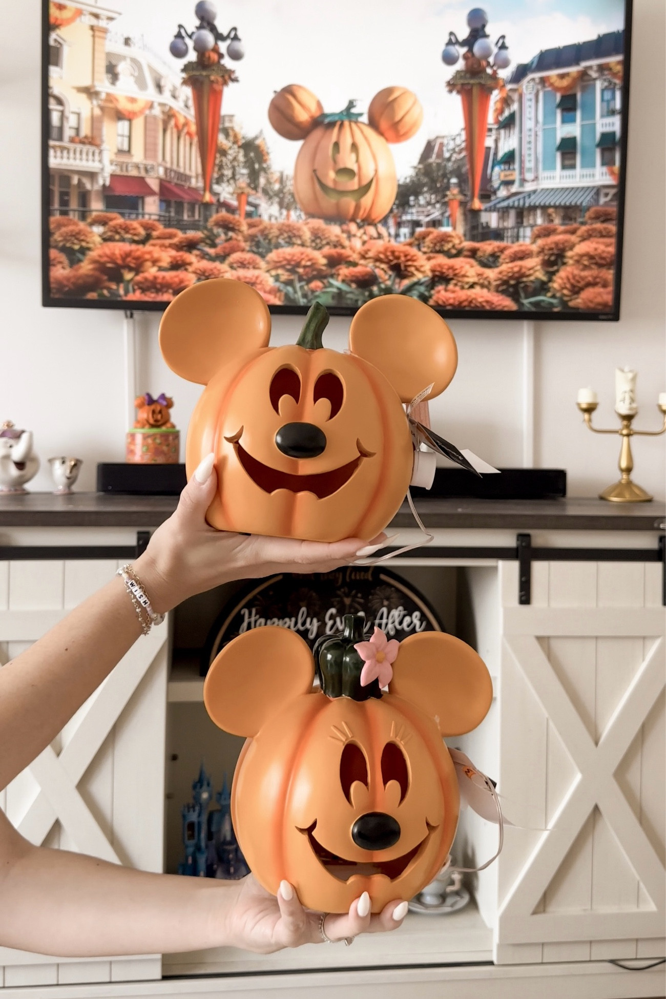 disney halloween

#LTKSeasonal