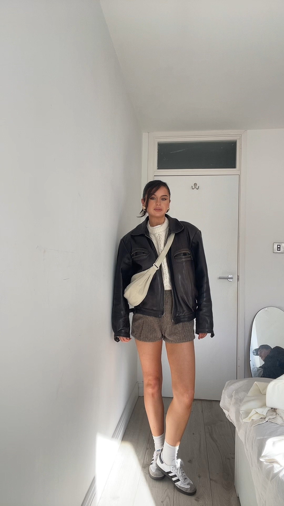 Day 15/30 days of outfits 

Outfit is mostly vintage including 
Brown leather jacket 
Shorts via vinted 
Adidas samba 
Uniqlo T-shirt & crossbody bag 
Knitted vest old nakd fashion 

#LTKfindsunder50 #LTKshoecrush #LTKstyletip